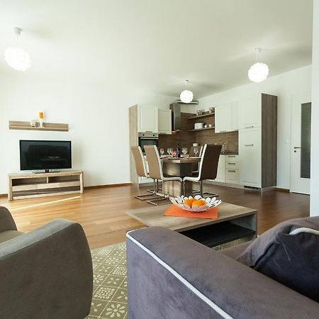 Deluxe Neli Apartments ซาดาร์ ภายนอก รูปภาพ